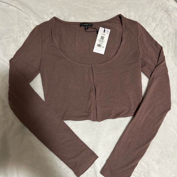Dynamite Long Sleeve Crop Peekaboo - Deep Taupe - Picture 3 of 4